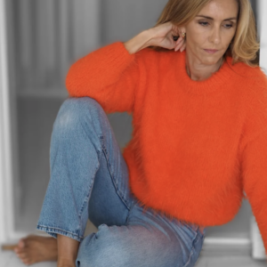 Fuzzy Sweater - Bilde 4