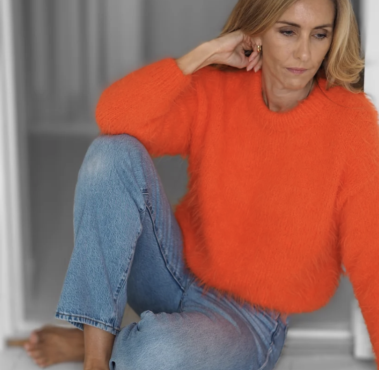 Fuzzy Sweater - Bilde 4